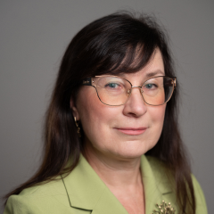 Селезнёва Лариса Васильевна